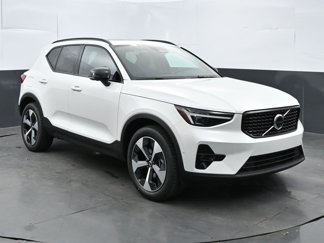 New 2025 Volvo XC40 B5 Plus w/ Protection Package Premier image 1