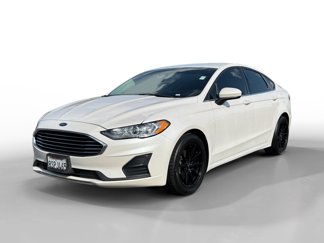 Used 2020 Ford Fusion SE image 1