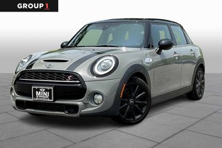 Used 2019 MINI Cooper S w/ Premium Package image 1