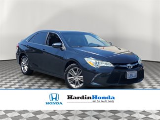 Used 2015 Toyota Camry image 1