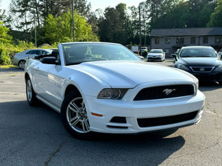 Used 2014 Ford Mustang Convertible image 1