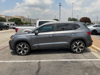 Used 2022 Volkswagen Taos SEL w/ Panoramic Sunroof Package image 1