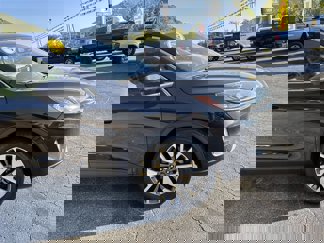Used 2020 Ford Escape Titanium video 2