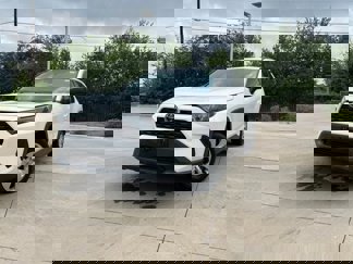 Used 2020 Toyota RAV4 LE image 1