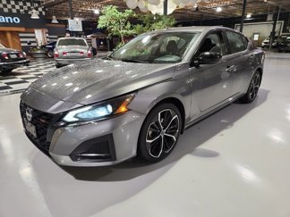 Used 2024 Nissan Altima 2.5 SR image 1