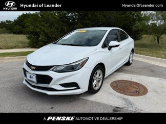 Used 2017 Chevrolet Cruze LT image 1