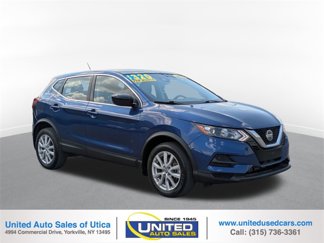 Used 2021 Nissan Rogue Sport S image 1