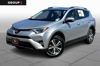 Used 2018 Toyota RAV4 XLE image 1