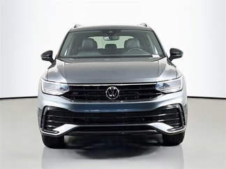 Certified 2022 Volkswagen Tiguan SE R-Line video 2