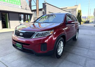 Used 2014 Kia Sorento LX image 1