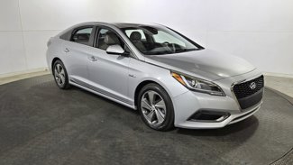 Used 2017 Hyundai Sonata Limited image 1