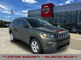Used 2019 Jeep Compass Latitude w/ Cold Weather Group image 1
