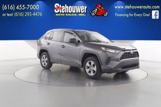 Used 2022 Toyota RAV4 LE image 1
