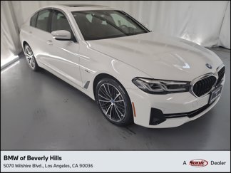 Used 2022 BMW 530e w/ Convenience Package image 1