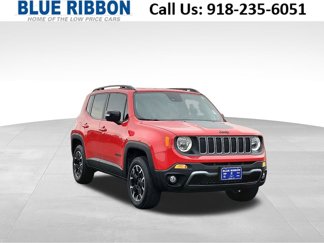 Used 2023 Jeep Renegade Latitude video 1