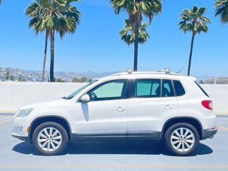 Used 2011 Volkswagen Tiguan S image 1