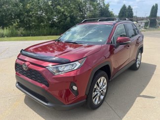 Used 2021 Toyota RAV4 XLE Premium image 1