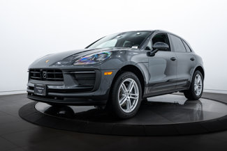 Certified 2025 Porsche Macan image 1