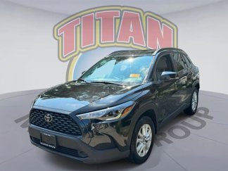 Certified 2023 Toyota Corolla Cross LE image 1