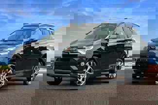 Used 2018 Toyota RAV4 Limited image 1