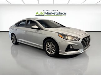 Used 2019 Hyundai Sonata SE image 1