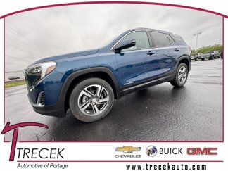 Used 2021 GMC Terrain SLT w/ LPO, Floor Liner Package image 1