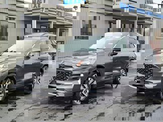 Used 2020 Ford Escape Titanium image 1