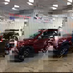Used 2019 Jeep Grand Cherokee Limited image 1