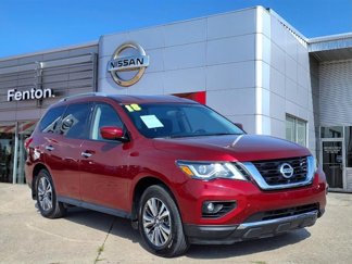 Used 2018 Nissan Pathfinder SV w/ SV Tech Package image 1