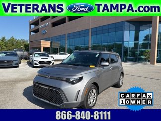 Used 2023 Kia Soul LX image 1