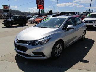 Used 2017 Chevrolet Cruze LS image 1