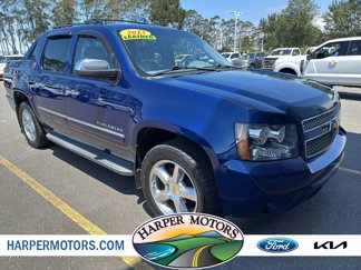 Used 2013 Chevrolet Avalanche LTZ image 1