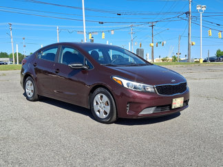Used 2017 Kia Forte LX image 1