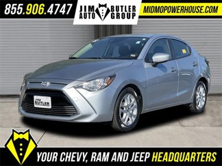 Used 2017 Toyota Yaris iA image 1