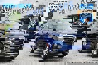 Used 2023 Chevrolet Equinox LT image 1