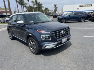 Used 2023 Hyundai Venue Limited image 1