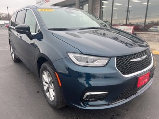 New 2025 Chrysler Pacifica Select image 1
