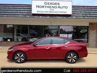 Used 2022 Nissan Altima 2.5 SV w/ SV Premium Package image 1
