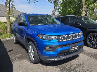 Used 2022 Jeep Compass Latitude w/ Convenience Group image 1