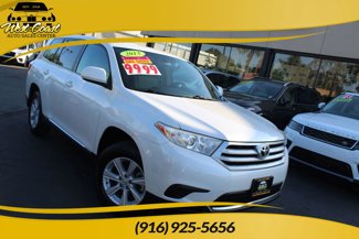 Used 2013 Toyota Highlander FWD image 1