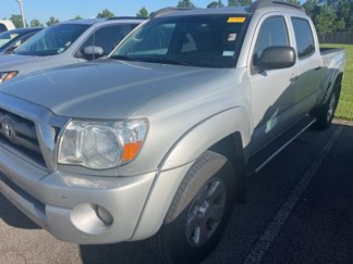 Used 2010 Toyota Tacoma PreRunner image 1