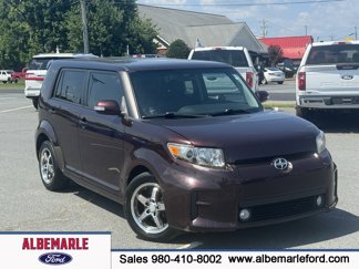 Used 2012 Scion xB image 1