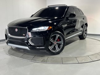 Used 2019 Jaguar F-PACE S image 1