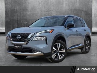 Used 2021 Nissan Rogue Platinum image 1