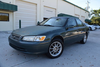 Used 2000 Toyota Camry LE image 1