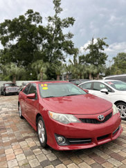 Used 2014 Toyota Camry SE image 1