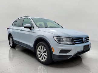 Used 2019 Volkswagen Tiguan SE w/ Panoramic Sunroof Package image 1