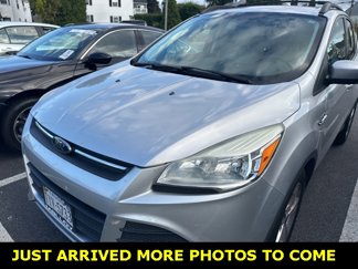 Used 2014 Ford Escape SE w/ Equipment Group 201A image 1