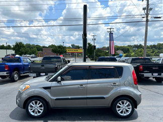Used 2013 Kia Soul + w/ Audio Pkg image 1