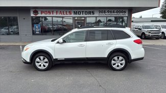 Used 2010 Subaru Outback 2.5i Premium image 1